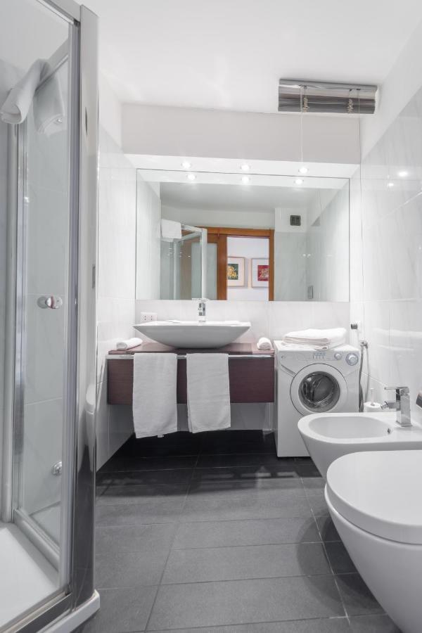 Porta Nuova 52 Apartment Милано Екстериор снимка