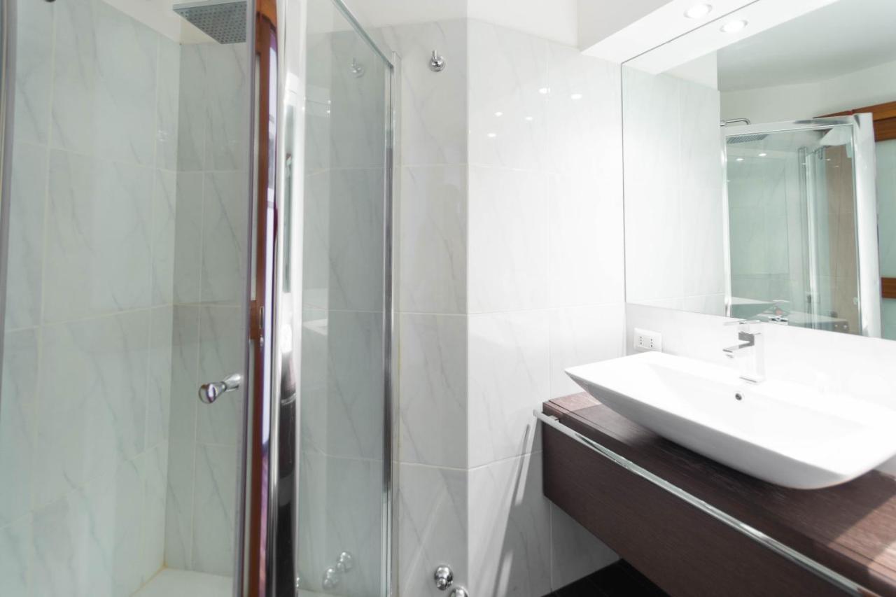 Porta Nuova 52 Apartment Милано Екстериор снимка